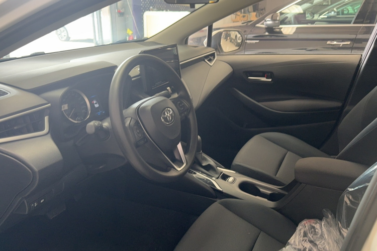 丰田 卡罗拉 2025款 1.2T 先锋版中控内饰7001