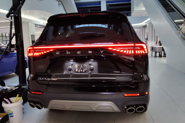 奇瑞 瑞虎8 PRO 2024款 冠军版 390T 两驱巅峰版 7座车身外观6004