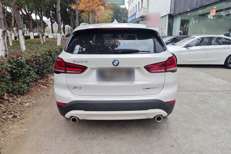 宝马X1 2021款 sDrive25Li 领先型车身外观6