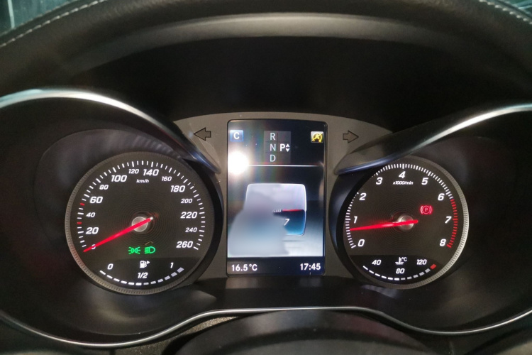 奔驰C级(进口) 2016款 C 200 轿跑版局部细节14