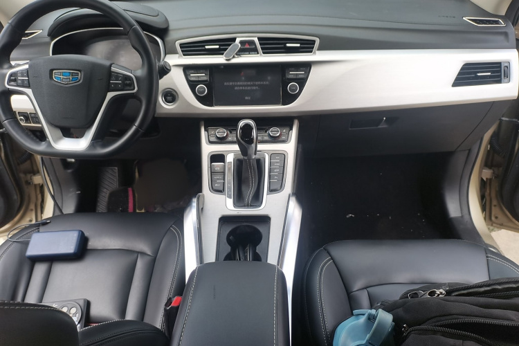 吉利汽车 博越 2018款 改款 1.8TD 自动两驱智联型4G互联版中控内饰7002