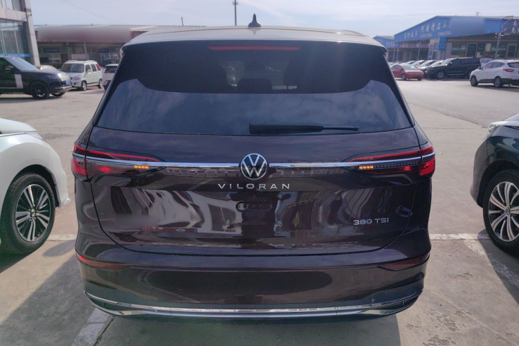 大众 威然 2022款 380TSI 尊贵版车身外观6