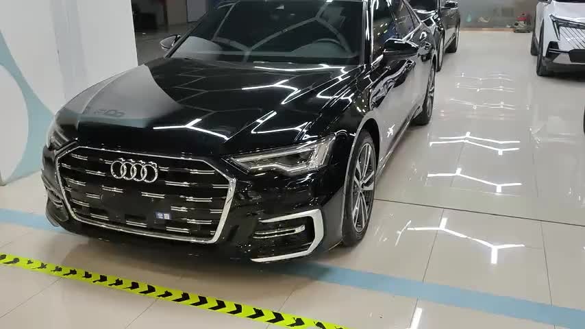 奥迪A6L 2024款 40 TFSI 豪华动感型实拍1