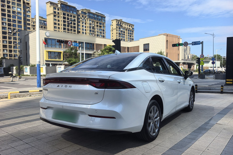 埃安 AION S 2023款 魅 580 磷酸铁锂车身外观6003