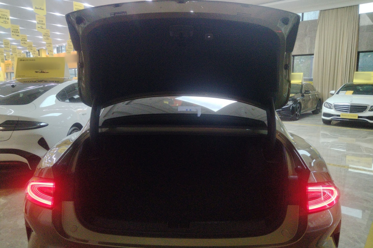 小米汽车 小米SU7 2024款 四驱超长续航高阶智驾Max版机舱底盘23