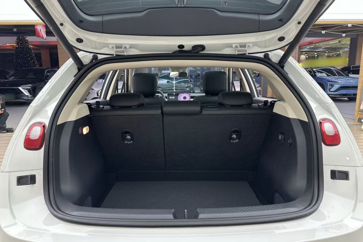 firefly萤火虫 2025款 发光版机舱底盘23