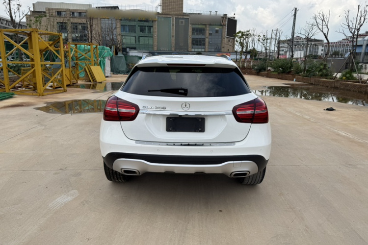 奔驰GLA 2017款 GLA 200 动感型车身外观6005