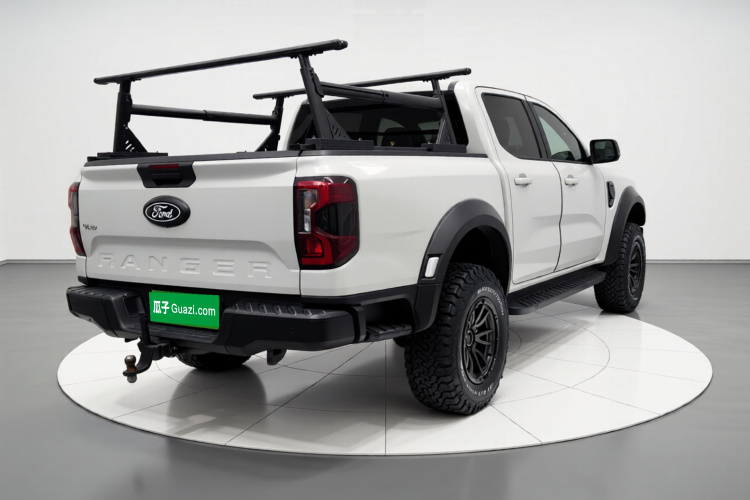 福特 游骑侠Ranger 2023款 探迹四驱自动版 汽油车身外观7