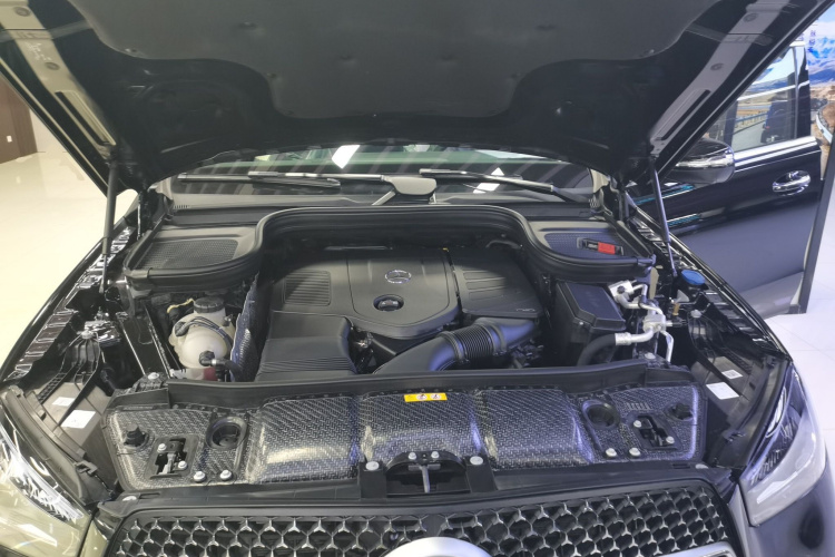 奔驰GLE轿跑 2024款 GLE 350 4MATIC 轿跑SUV 时尚型机舱底盘24
