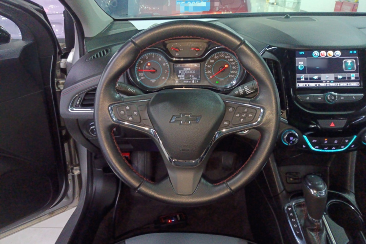 雪佛兰 科鲁兹 2018款 Redline 330T 双离合领锋版局部细节13