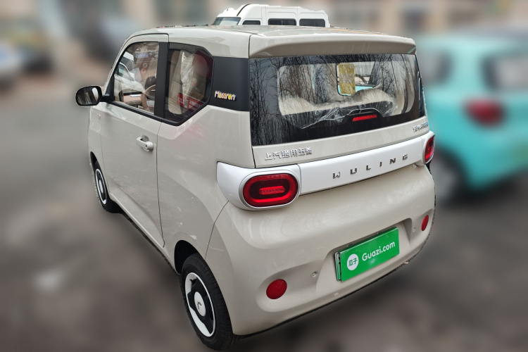 五菱汽车 宏光MINIEV 2024款 第三代 215km 青春版车身外观5