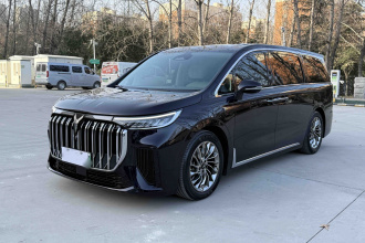 岚图汽车 岚图梦想家 2022款 低碳版 梦+智享包