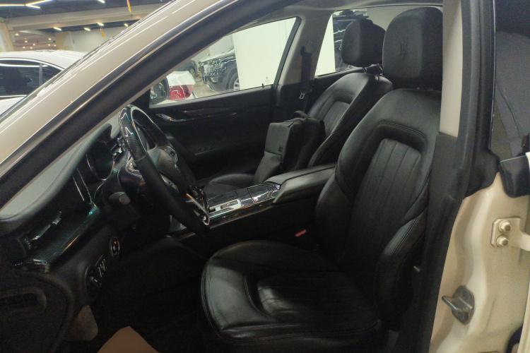 玛莎拉蒂 总裁 2013款 3.0T 标准型中控内饰19