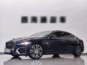 捷豹XFL 2021款 XFL 2.0T P250 两驱尊享豪华版