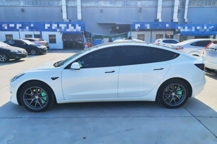 特斯拉 Model 3 2022款 后轮驱动版车身外观6001