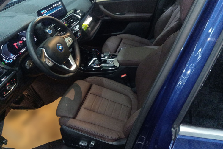 宝马iX3 2021款 改款 领先型中控内饰19