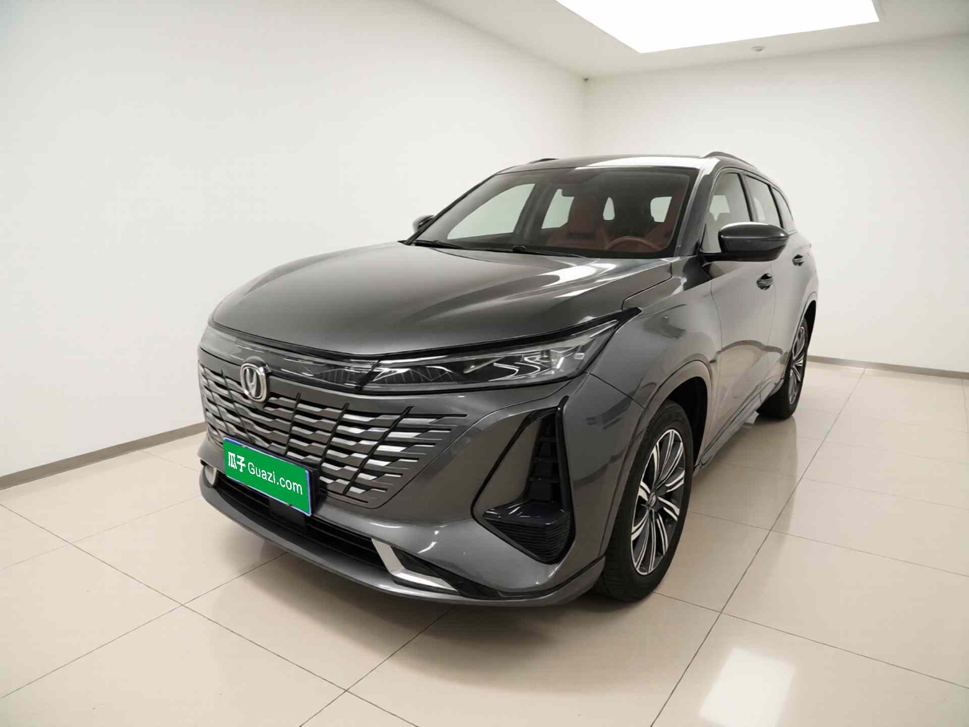长安CS75 PLUS 2023款 第三代 2.0T 自动尊贵型(2)