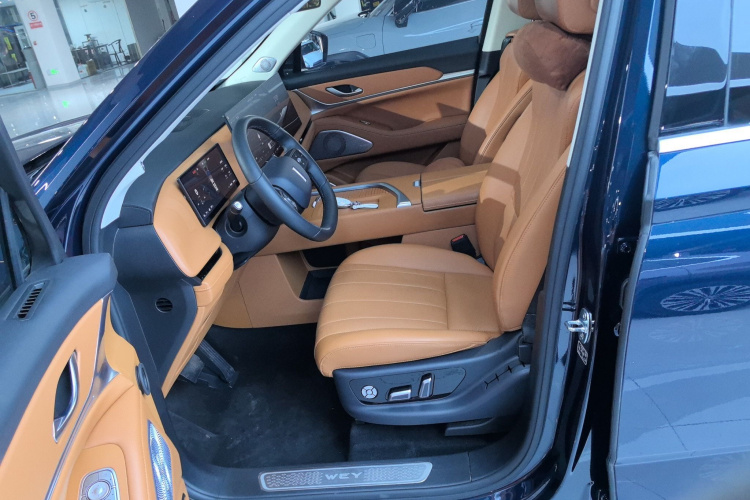 魏牌 蓝山 2025款 四驱 Max中控内饰19