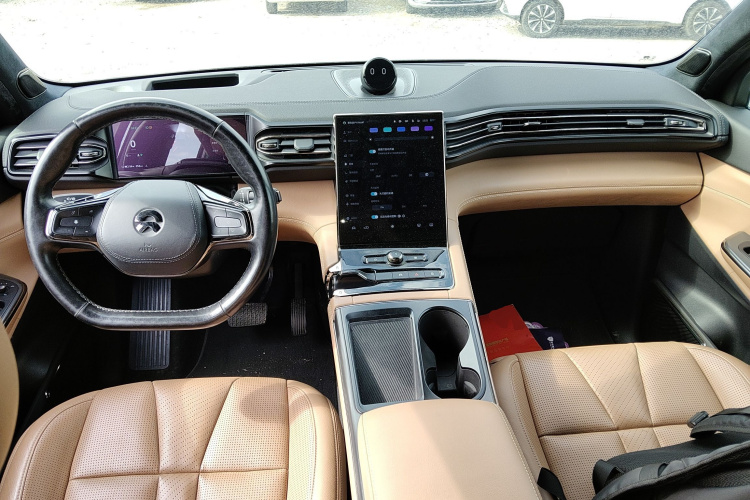 蔚来ES8 2020款 415KM 六座版中控内饰12