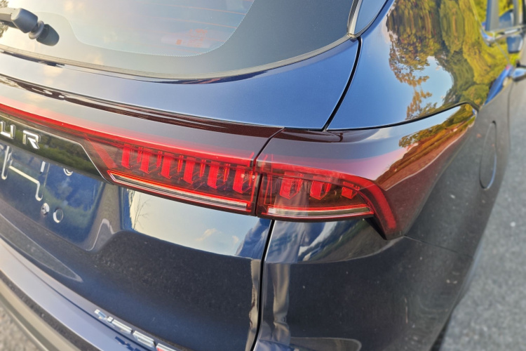 捷途X70 PLUS 2023款 1.6T DCT强者 7座局部细节9011