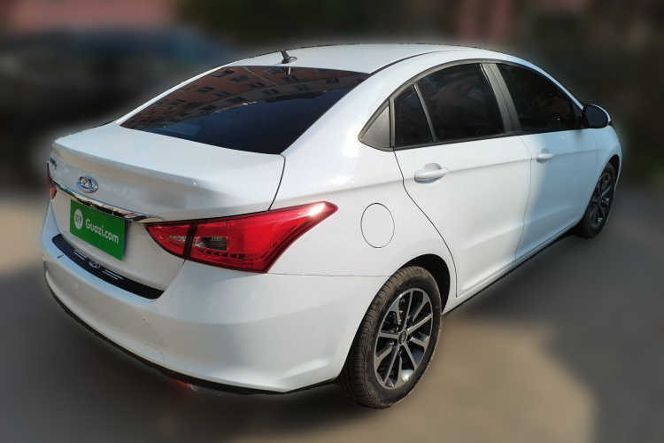 奇瑞 艾瑞泽5 2021款 PRO 1.5L CVT青春版车身外观6005