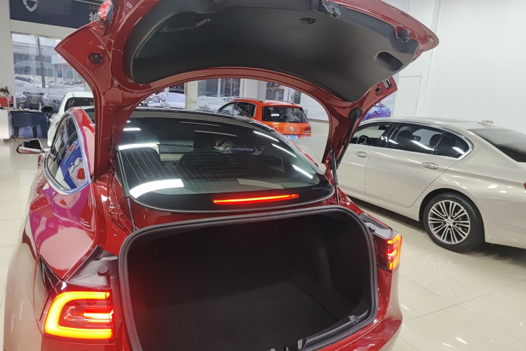 特斯拉 Model 3 2019款 标准续航后驱升级版机舱底盘23