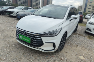 比亚迪 宋MAX新能源 2022款 DM-i 105KM 旗舰型