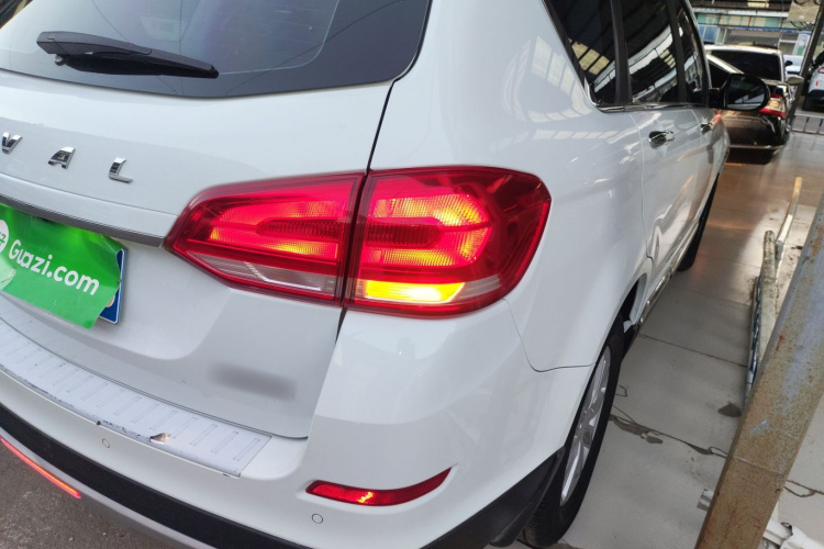 哈弗H6 2019款 运动版 1.5T 自动两驱精英型 国VI车身外观9