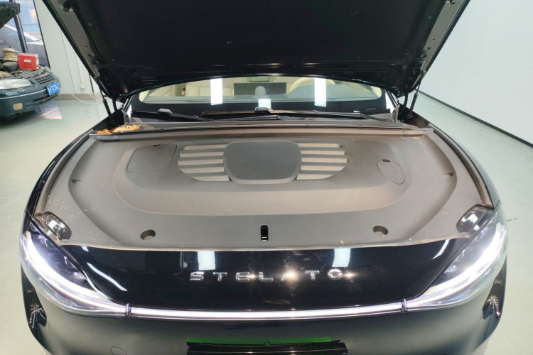 鸿蒙智行 享界S9 2025款 增程 Ultra机舱底盘24