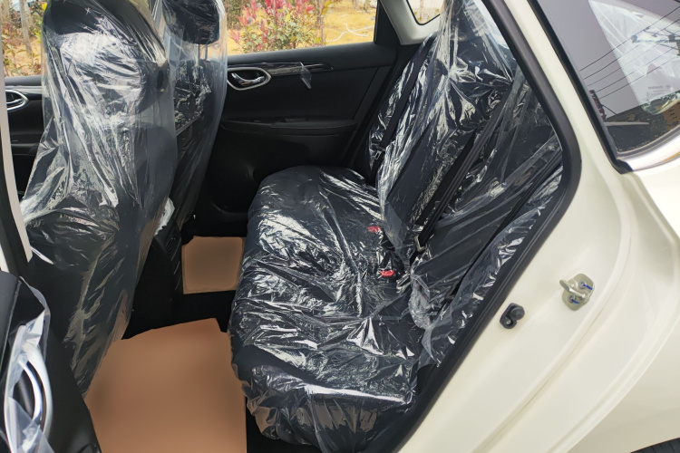 日产 轩逸 2026款 经典 1.6L CVT舒畅版中控内饰21