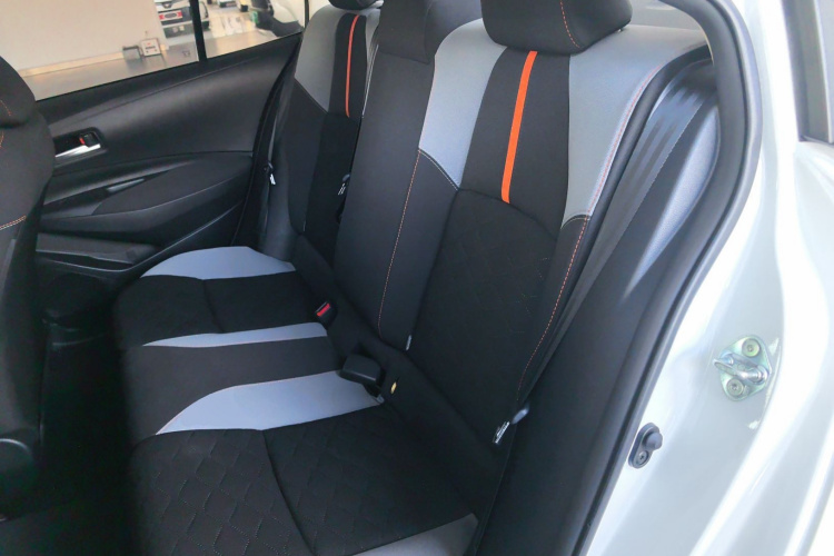 丰田 卡罗拉 2023款 1.2T 先锋版中控内饰21