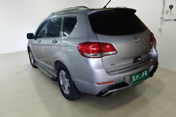 哈弗H6 2011款 绿静2.0T 手动两驱精英型车身外观5