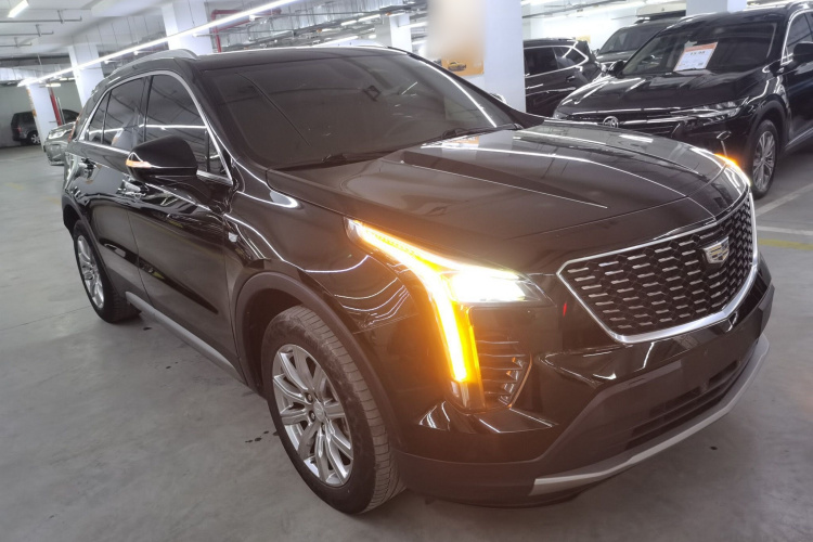 凯迪拉克XT4 2020款 28T 两驱领先型车身外观3