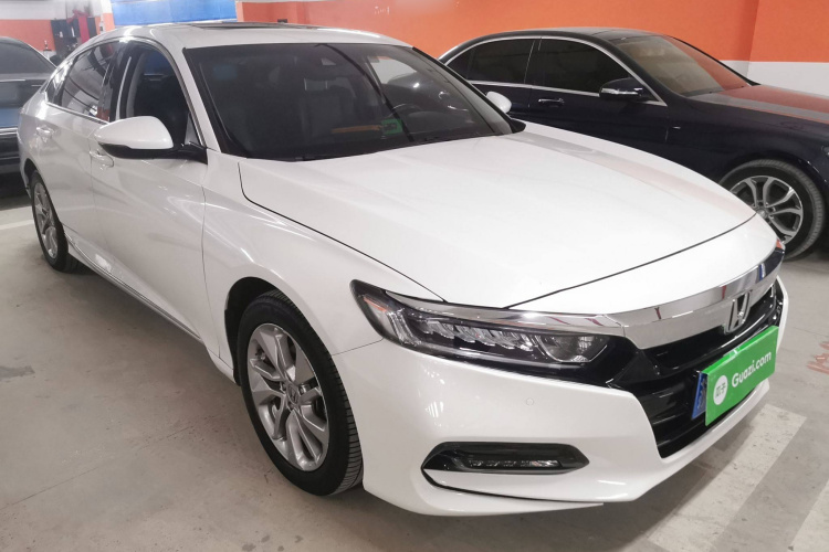 本田 雅阁 2018款 260TURBO 豪华版 国VI车身外观6002