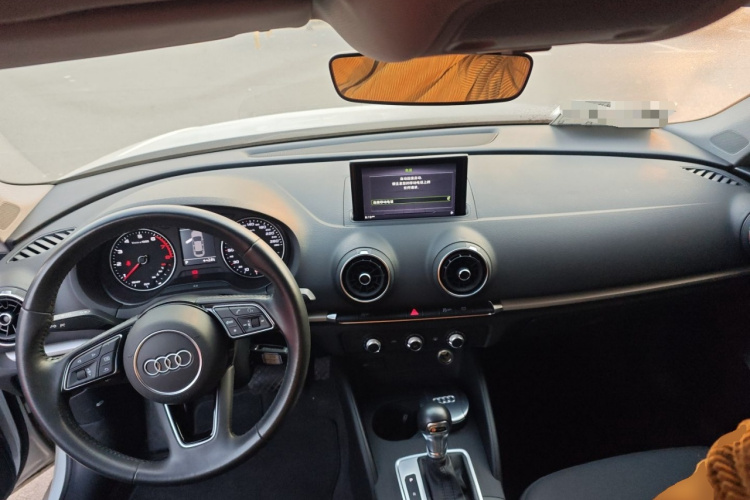 奥迪A3 2020款 Limousine 35 TFSI 进取型 国VI中控内饰12