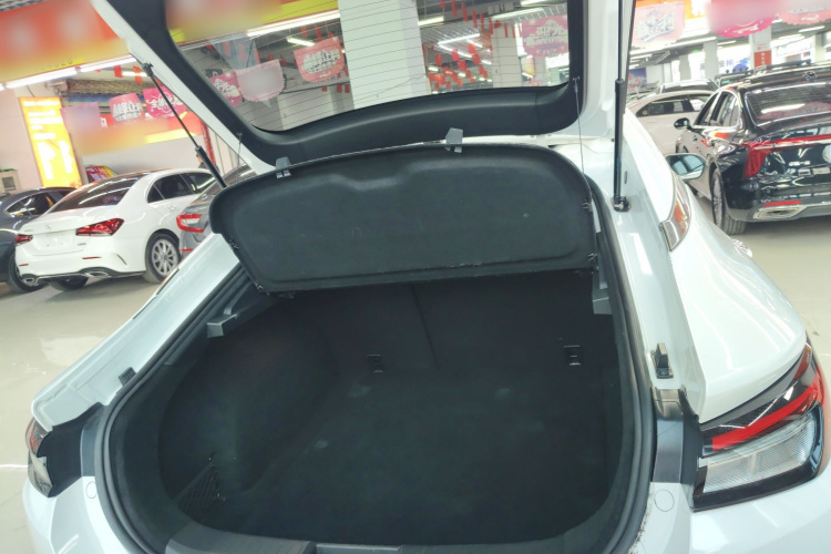 思皓A5 2022款 1.5T CVT青春版机舱底盘23