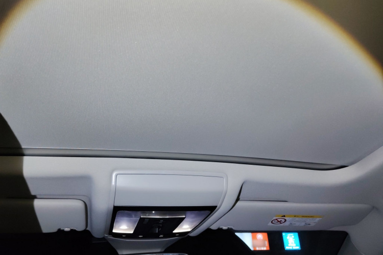 大众 帕萨特 2024款 380TSI 豪华版中控内饰22