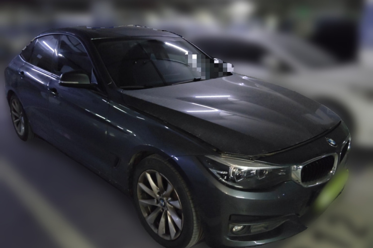 宝马3系GT 2019款 320i 时尚型车身外观6002