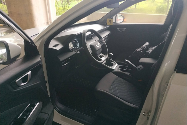 五菱汽车 五菱星驰 2022款 1.5L 手动自由型中控内饰7003