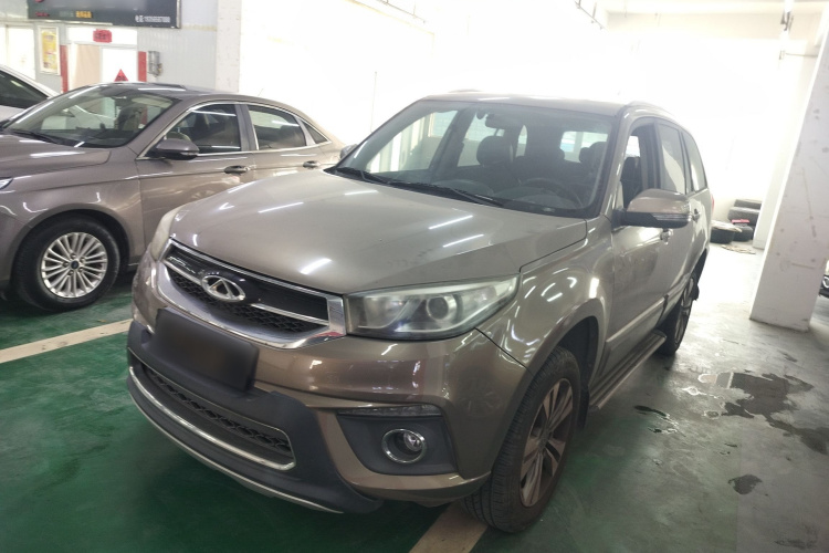 奇瑞 瑞虎3 2015款 1.6L CVT智尚纪念版车身外观1