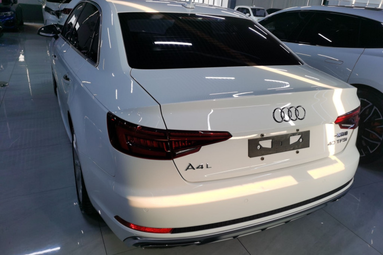 奥迪A4L 2019款 40 TFSI 时尚型 国V车身外观6
