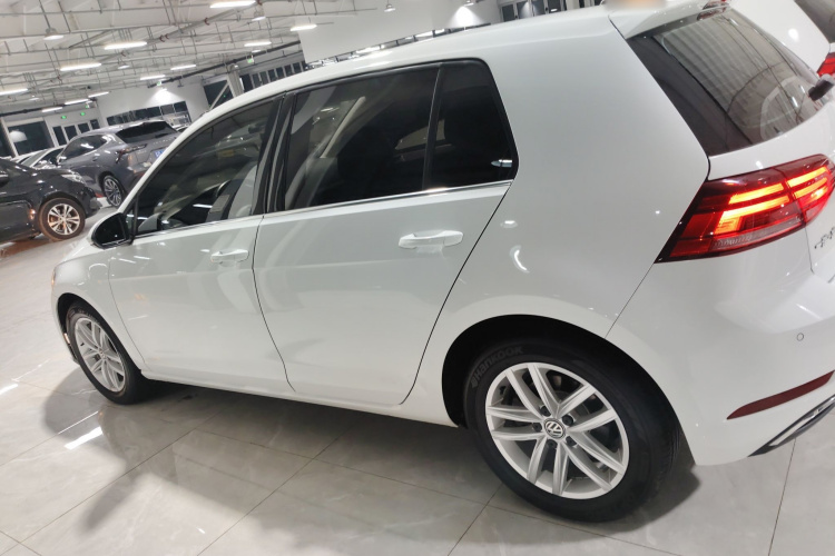 大众 高尔夫 2019款 280TSI DSG舒适型 国VI车身外观4