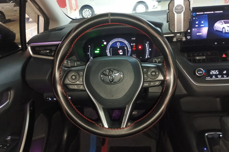 丰田 卡罗拉 2023款 1.8L 智能电混双擎 精英版中控内饰13