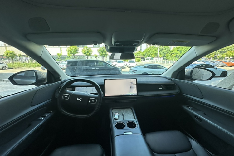 小鹏G6 2023款 580 长续航 Max中控内饰7001