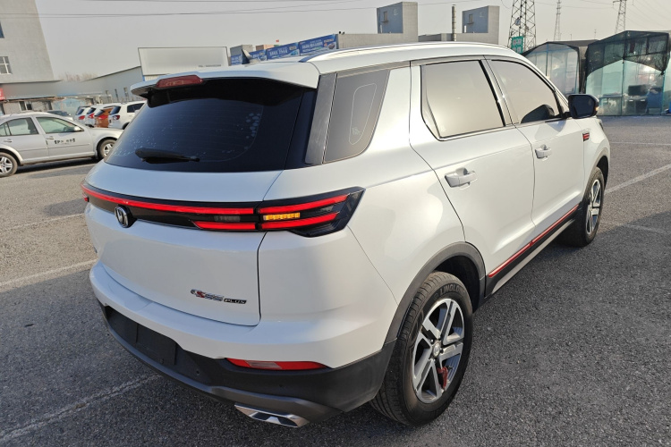 长安CS55PLUS 2021款 蓝鲸版 1.5T 手动豪华型车身外观7