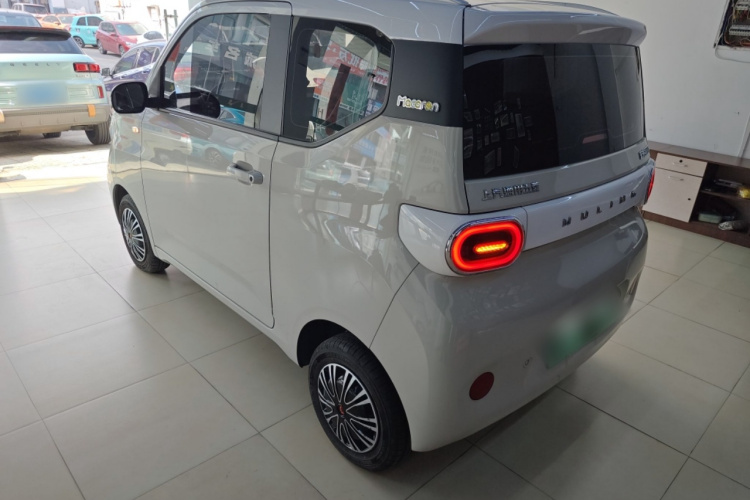 五菱汽车 宏光MINIEV 2024款 第三代 215km 进阶版车身外观6003