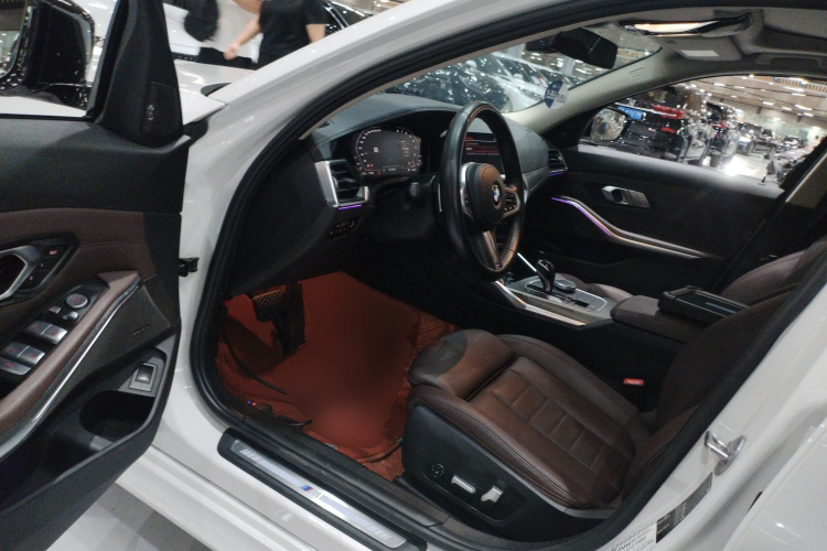 宝马3系 2021款 325Li M运动曜夜套装中控内饰20