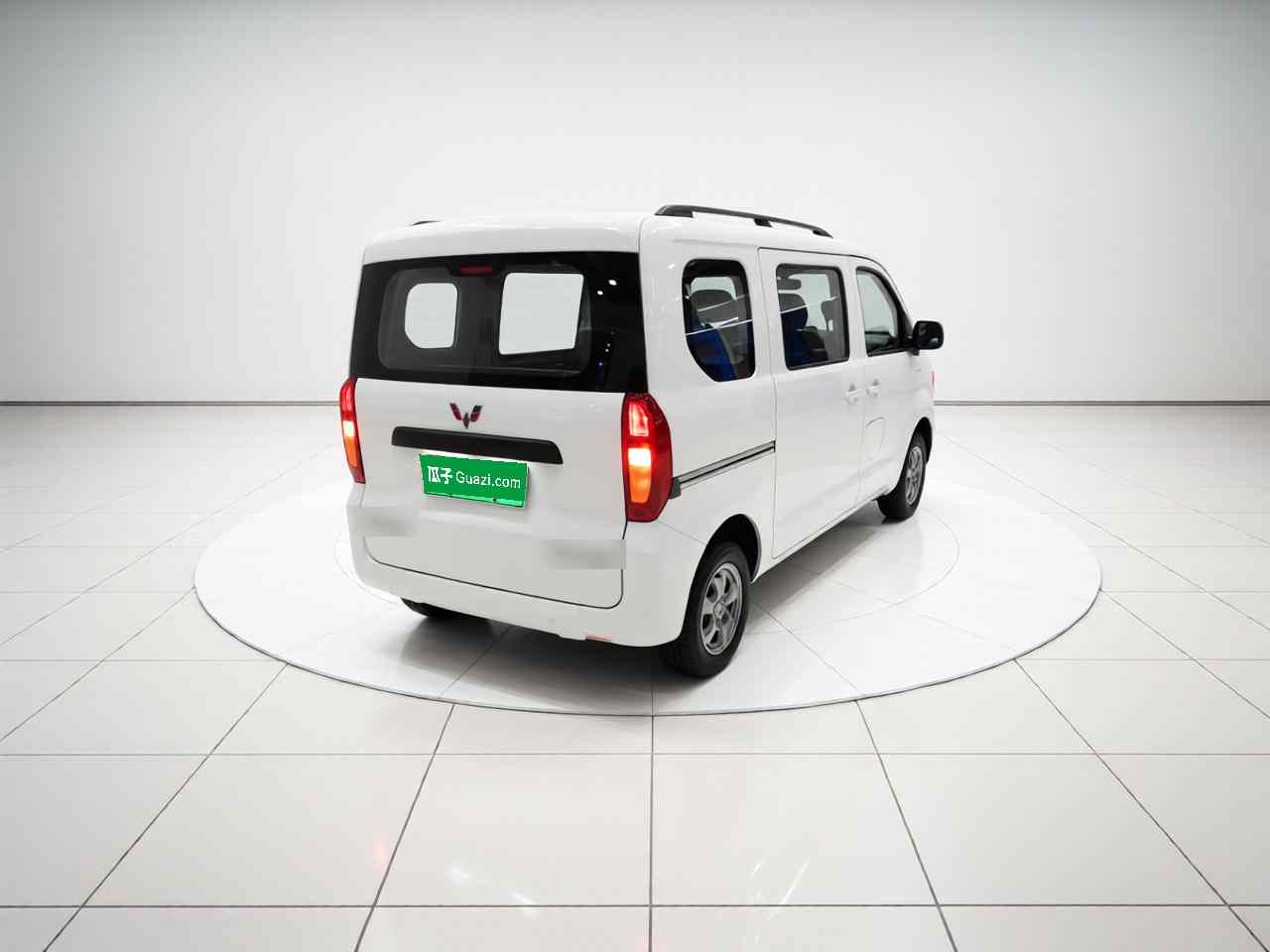 五菱汽车 五菱之光新能源 2025款 201km 舒适型(3)