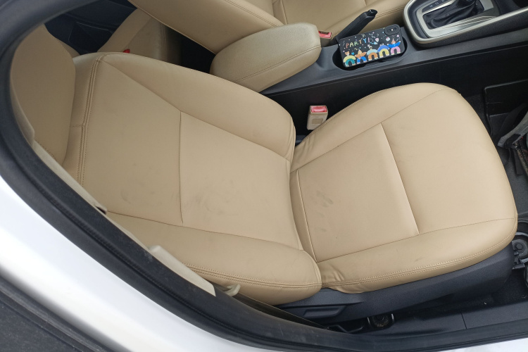 福特 福睿斯 2015款 1.5L 自动舒适型局部细节41