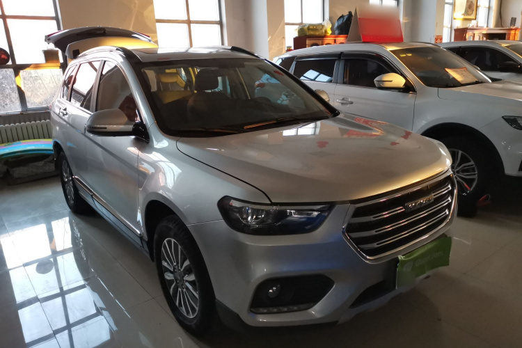 哈弗H6 2017款 蓝标 运动版 1.5T 自动两驱豪华型车身外观3